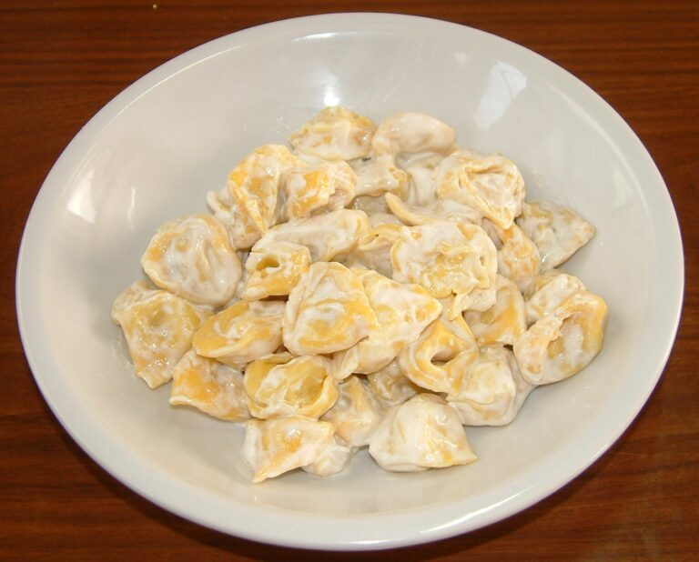 capelletti panna