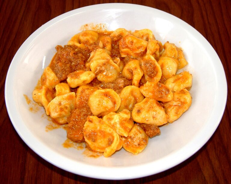 capelletti ragu